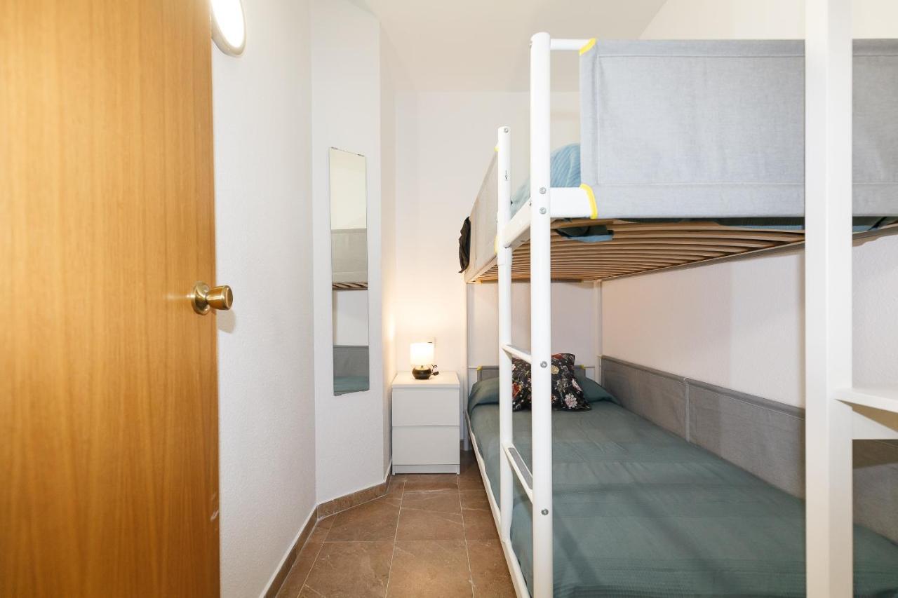 Uhc Center Apartments Салоу Екстер'єр фото