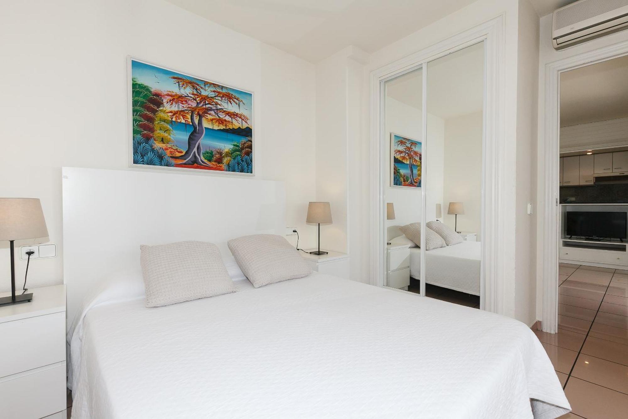 Uhc Center Apartments Салоу Номер фото