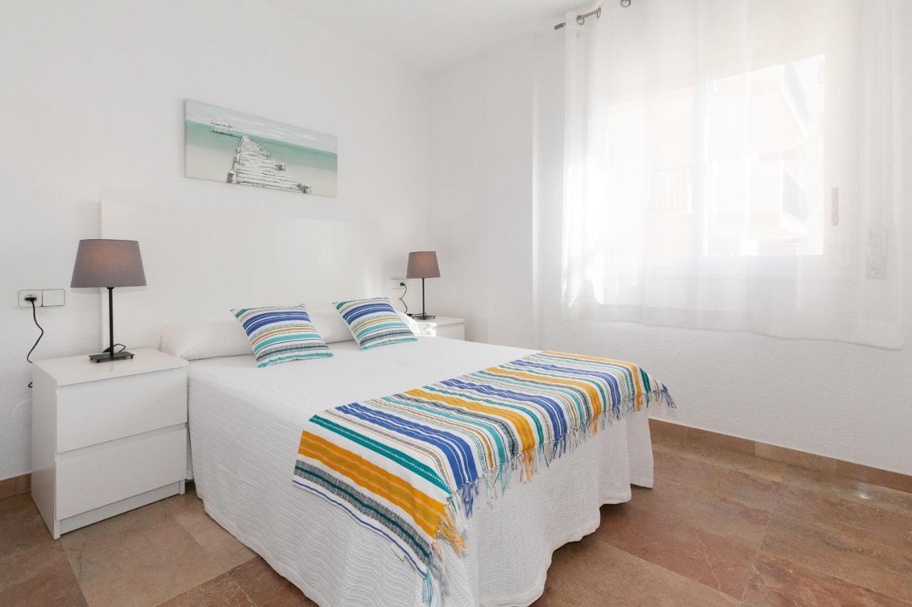 Uhc Center Apartments Салоу Екстер'єр фото