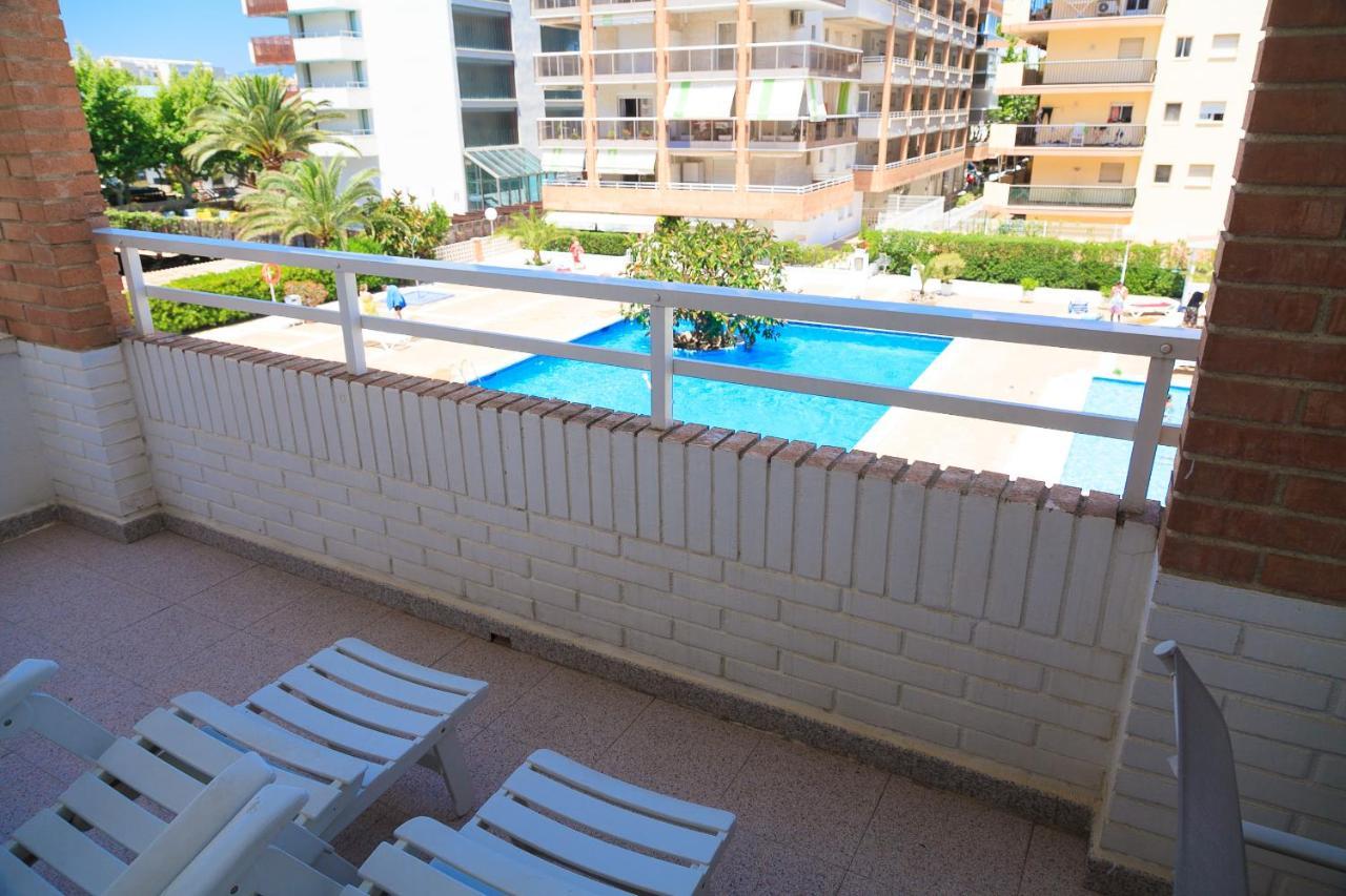 Uhc Center Apartments Салоу Екстер'єр фото